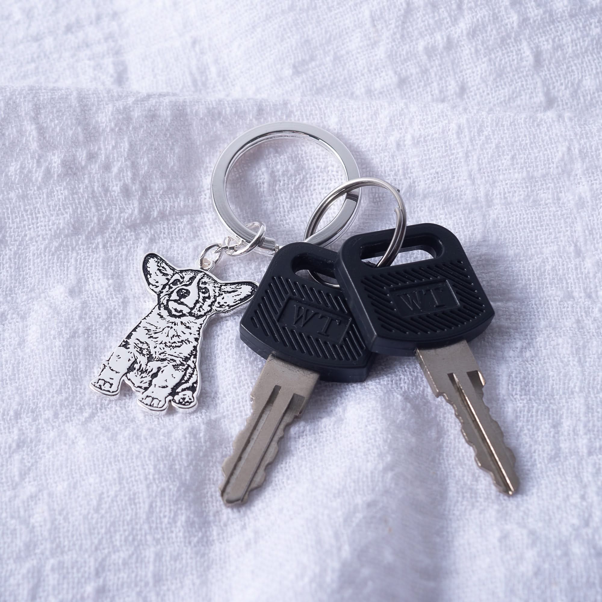 Cut-out pet keychain