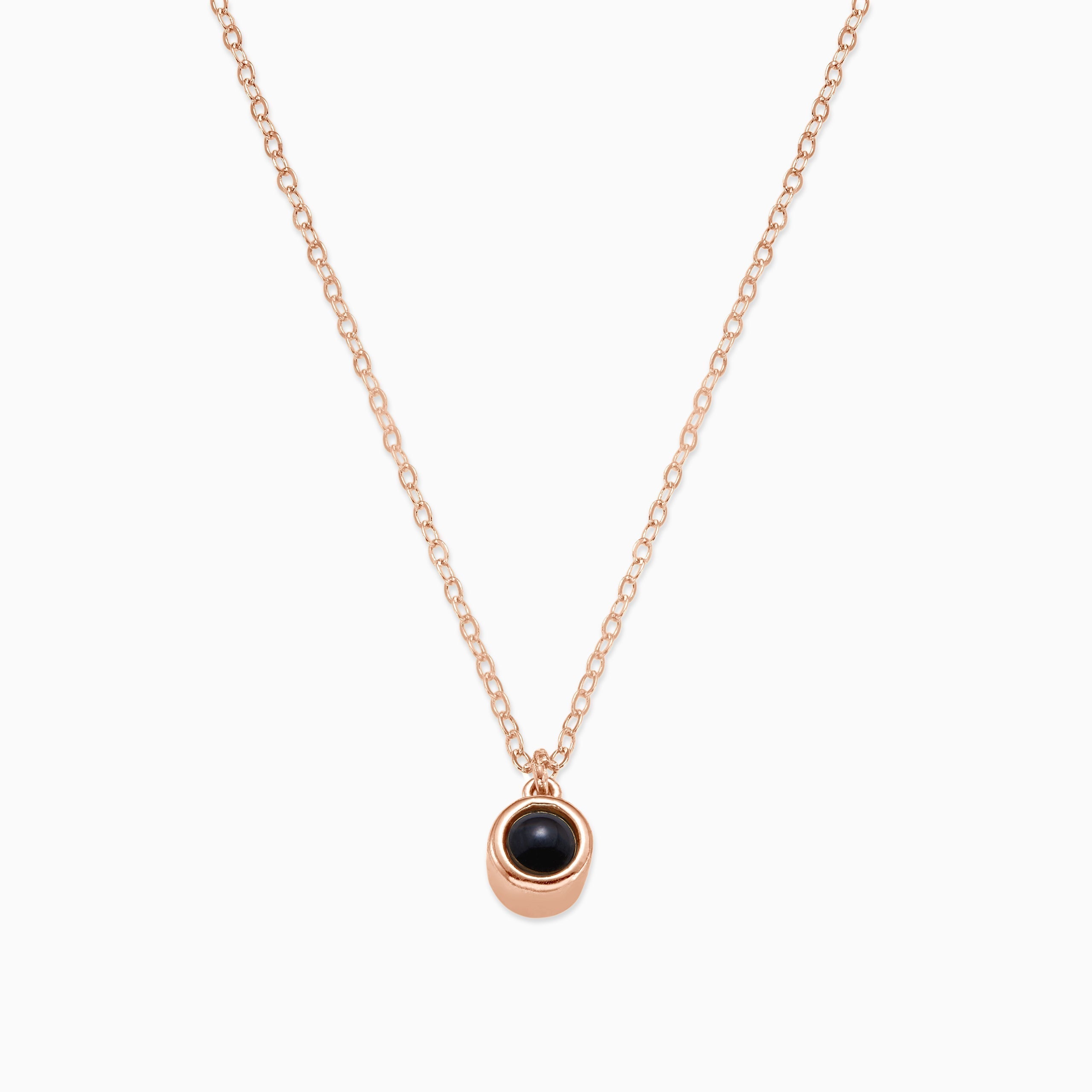 The classic photo necklace