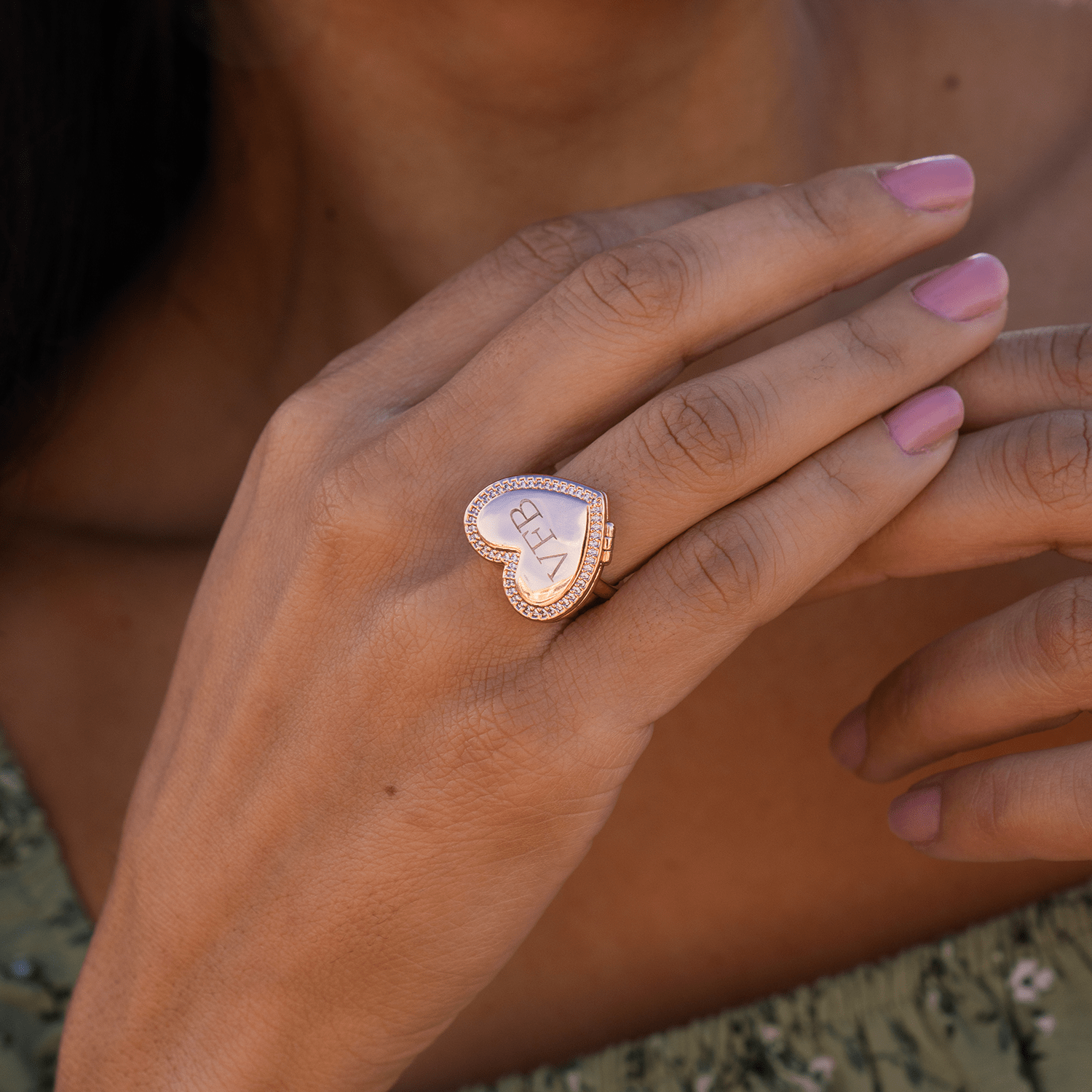 Personalized heart medallion ring