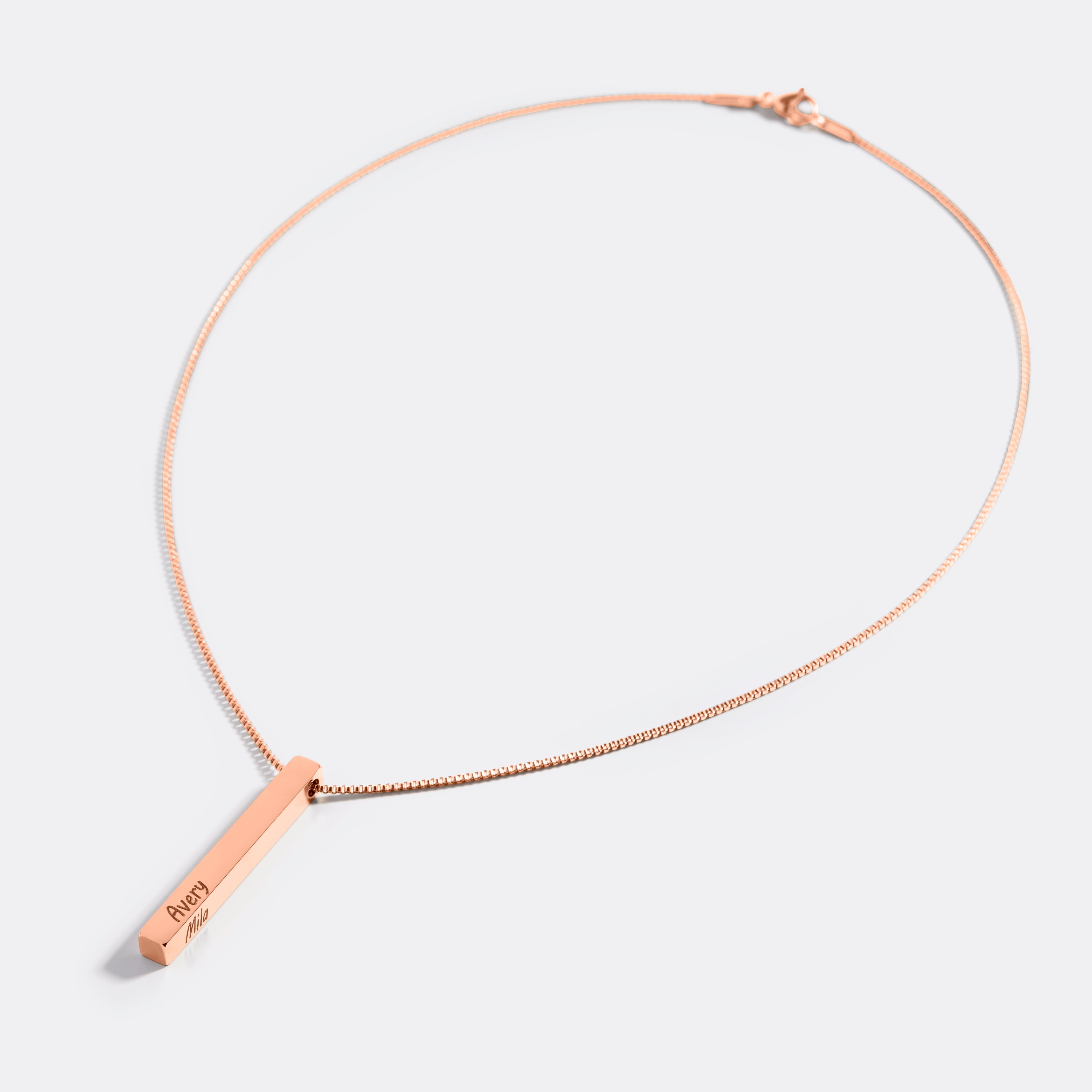 Necklace with pillar bar of musa