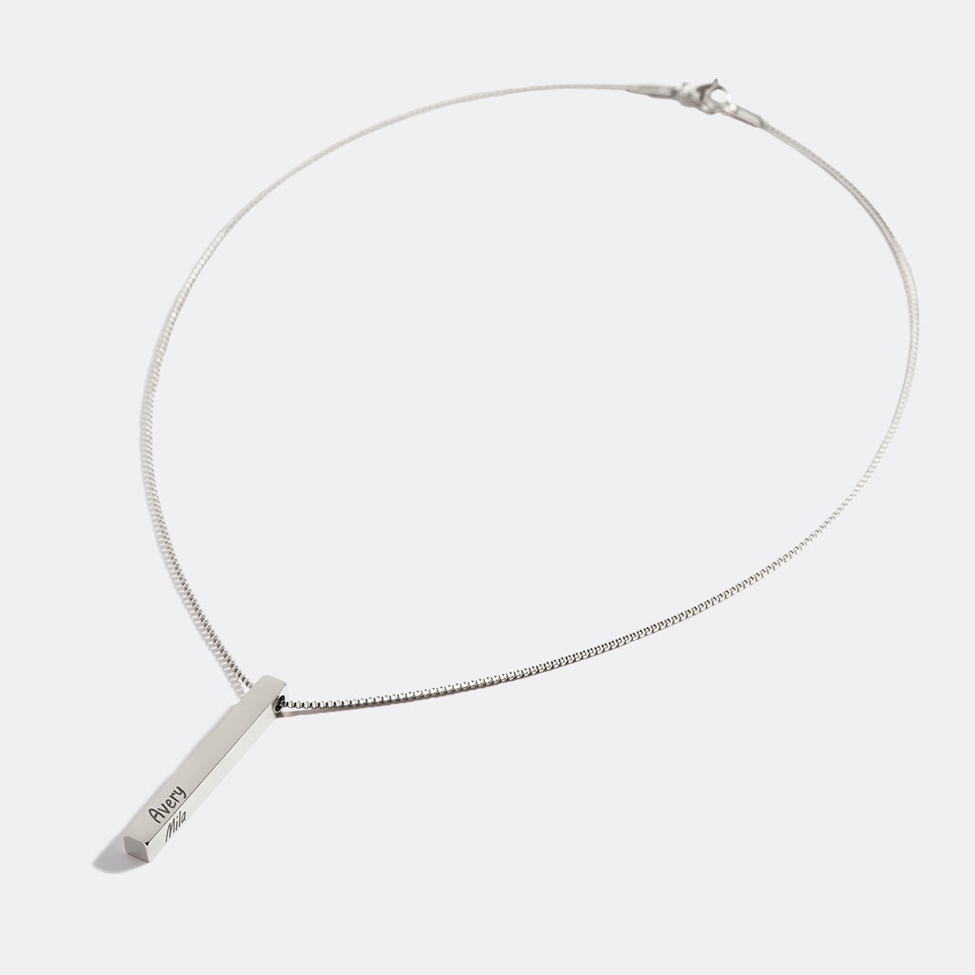 Necklace with pillar bar of musa