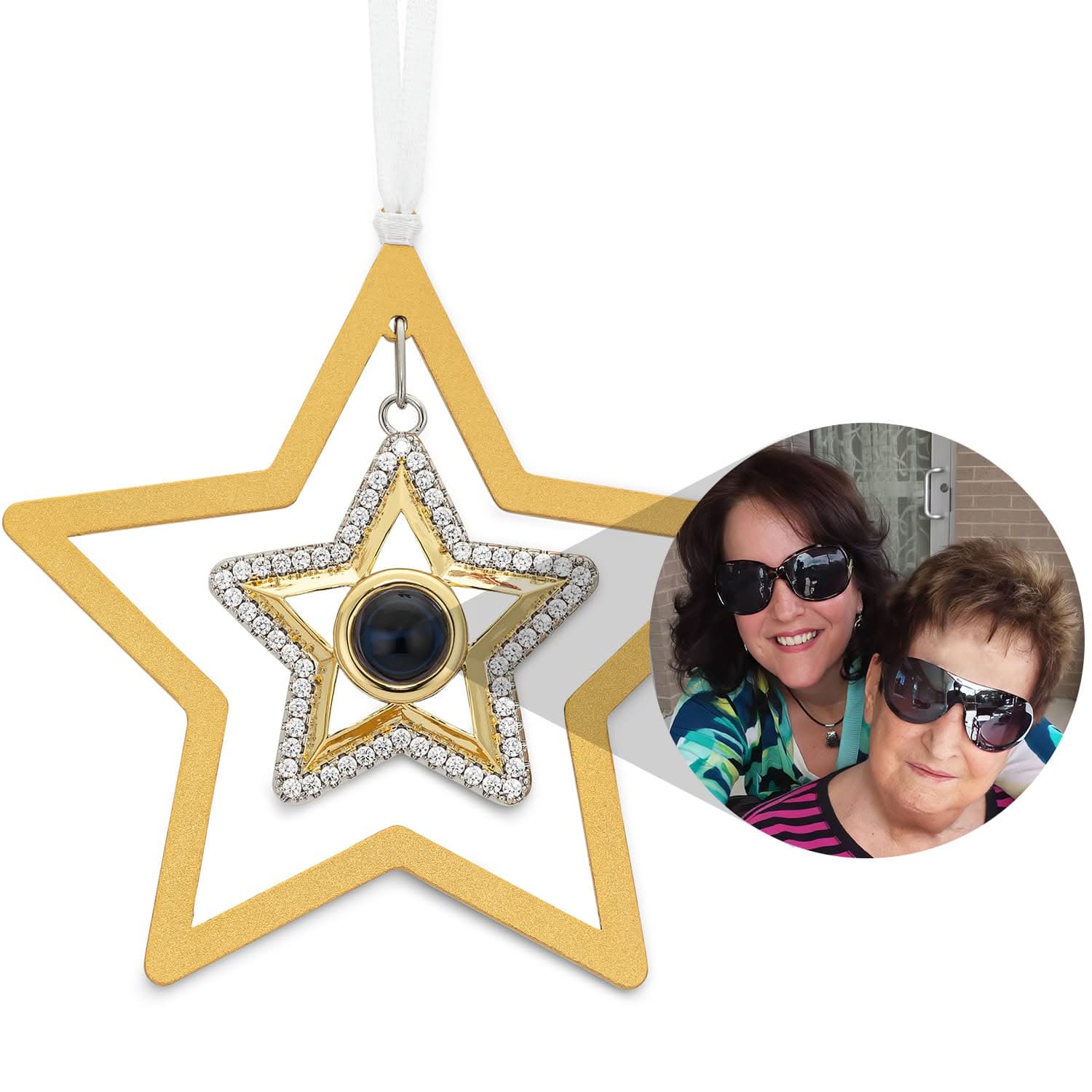Personalized ornament with a photo of a star