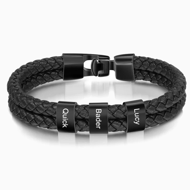 Custom minimalist bracelet with beads and name
