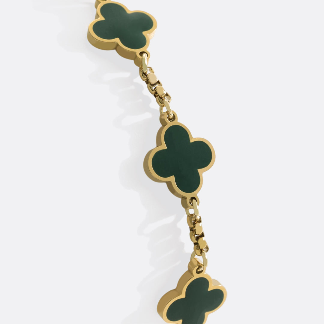 Bracciale smaltato a forma di trifoglio