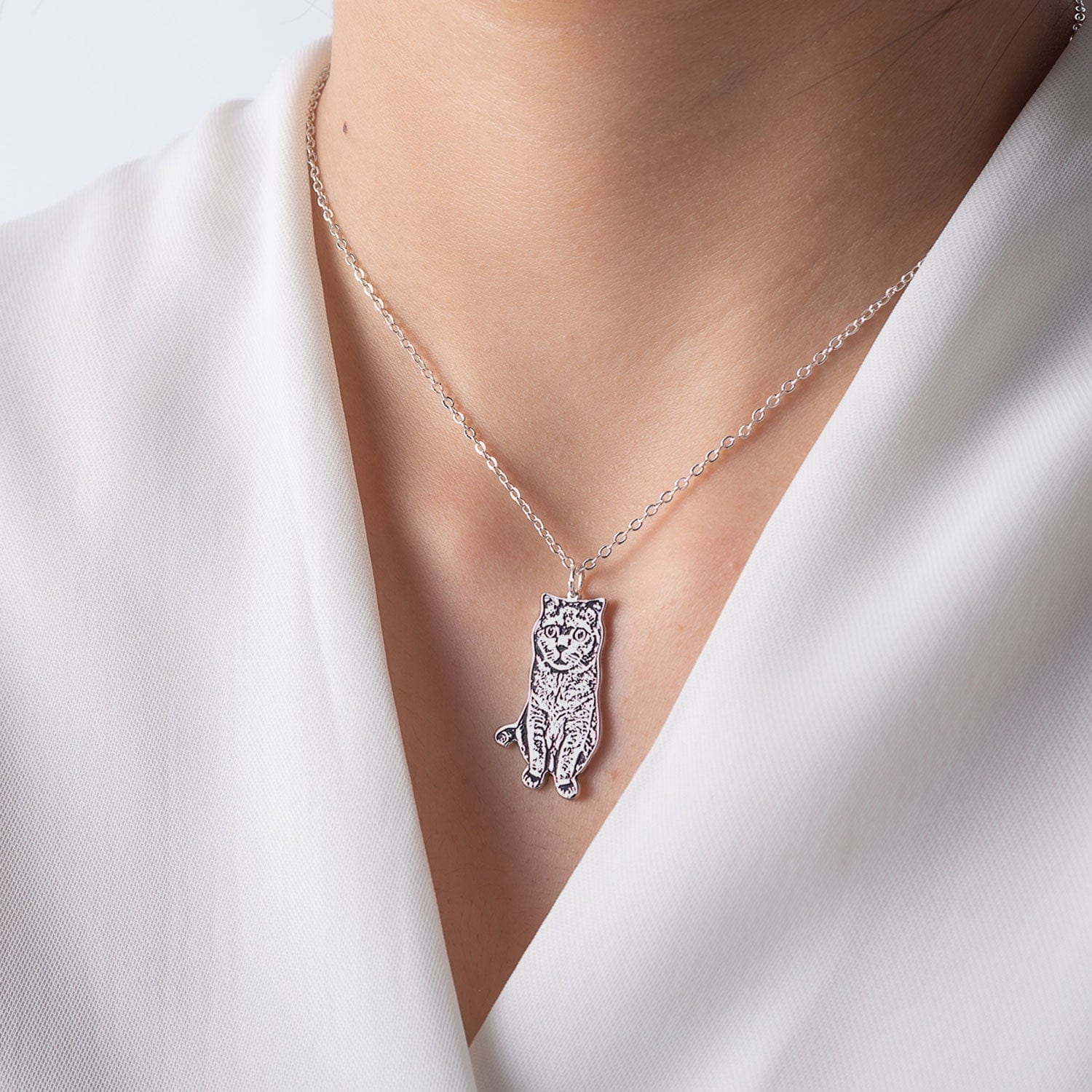 Pet Cutting Necklace™